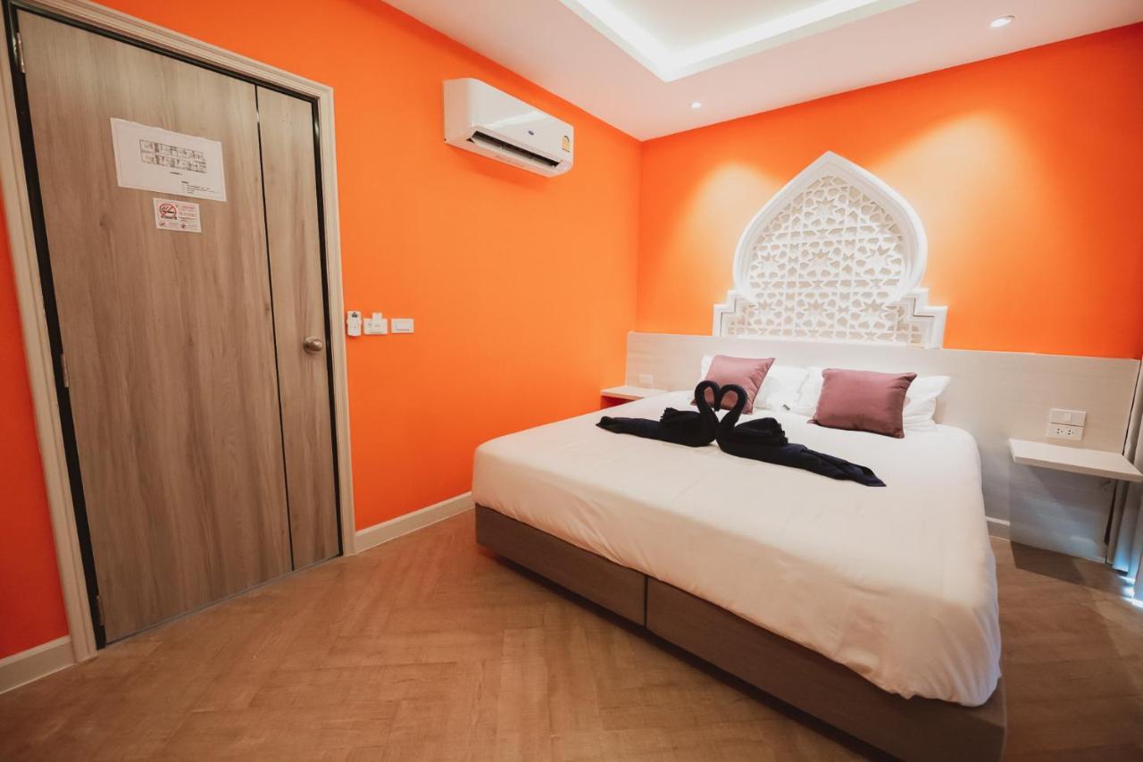 Le Maroc Hotel Patong Exterior photo