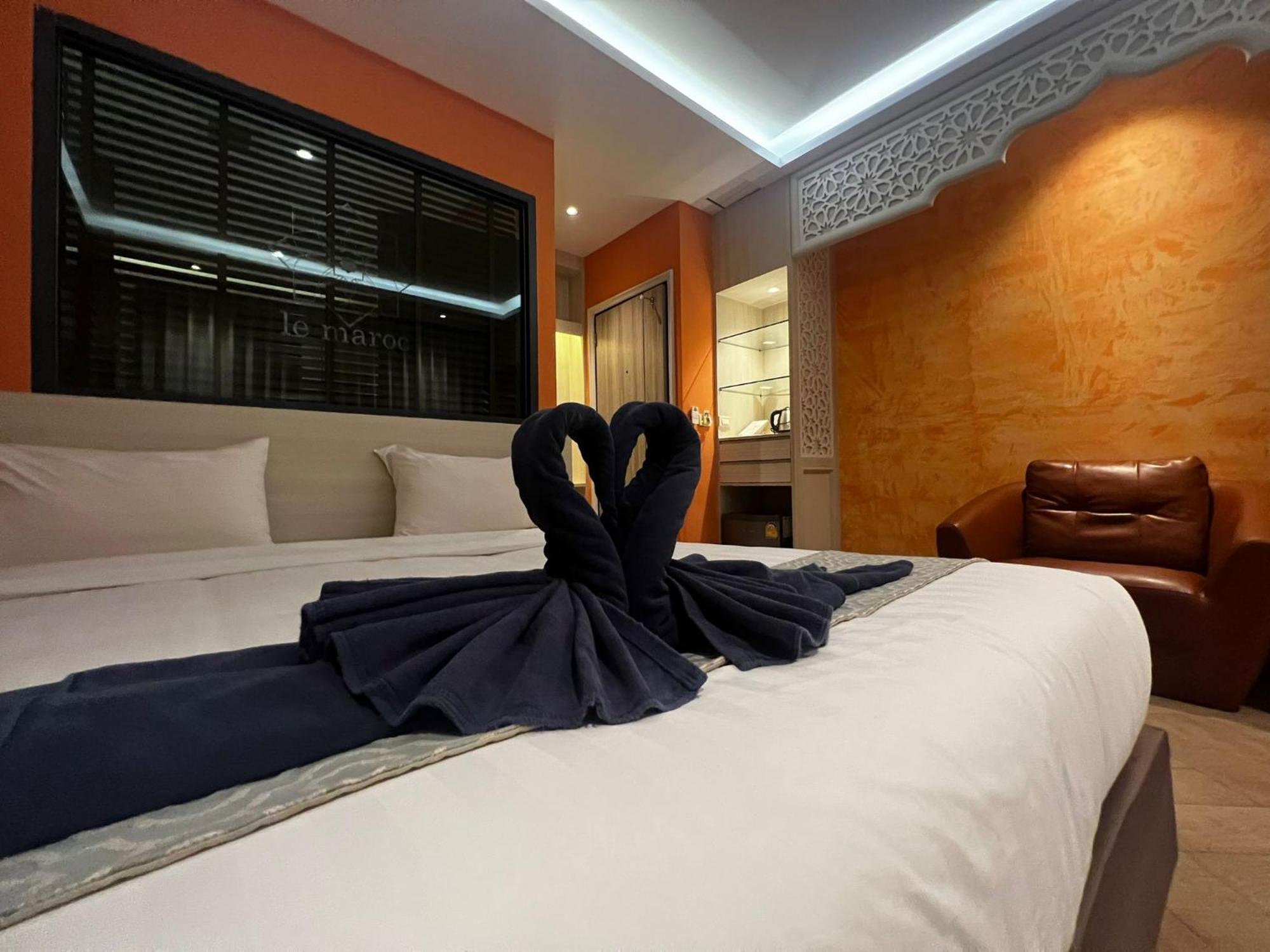 Le Maroc Hotel Patong Exterior photo