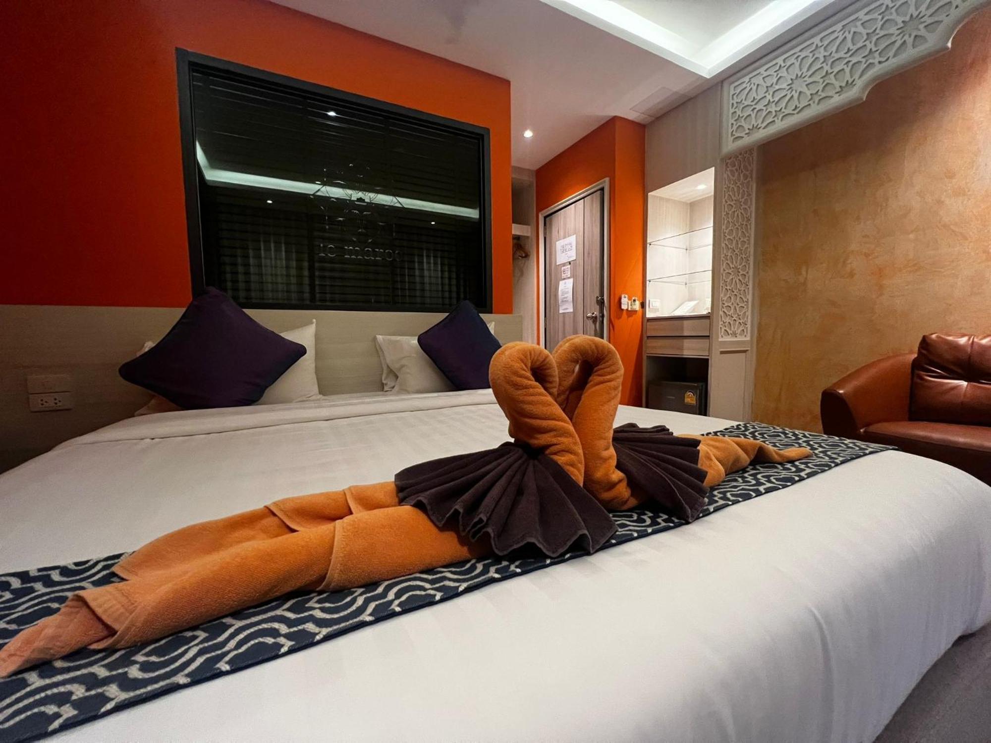 Le Maroc Hotel Patong Exterior photo
